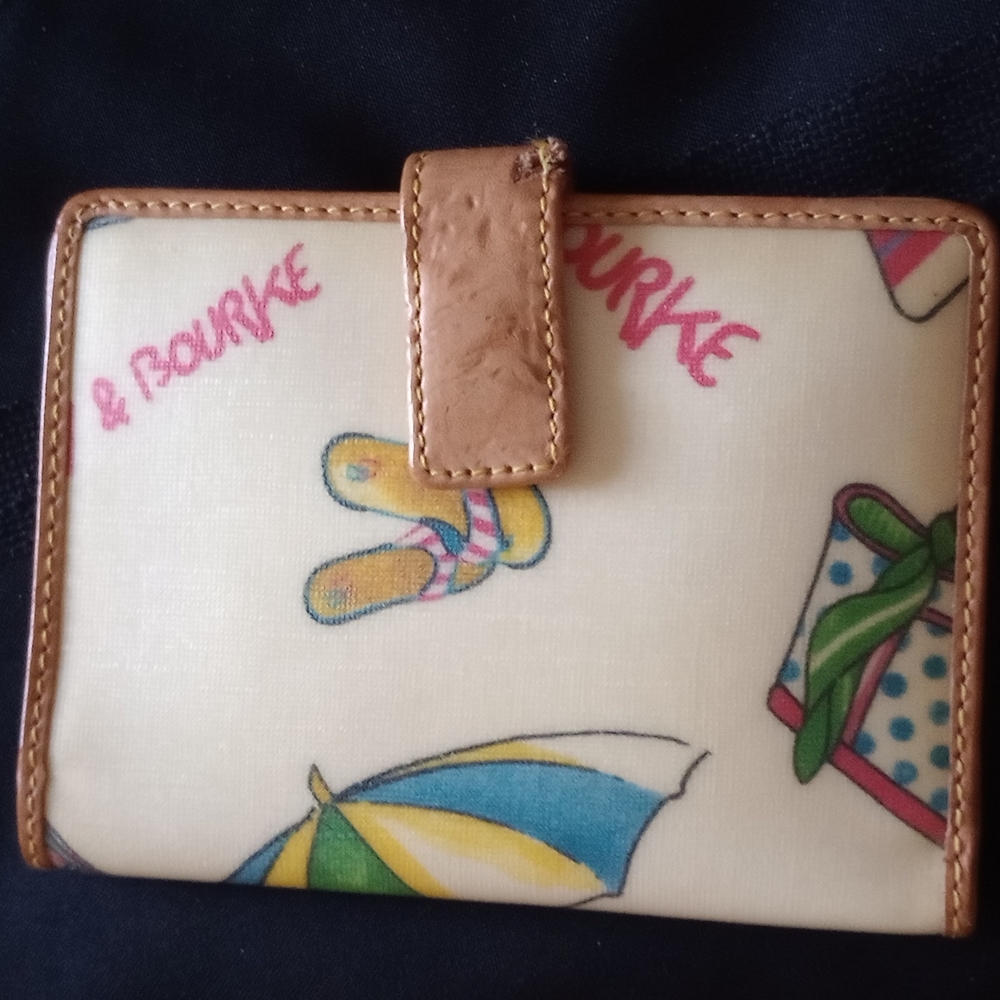 Dooney and Bourke Miami beach wallet